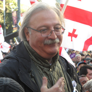 Presidential candidate Grigol Waschadse at a rally